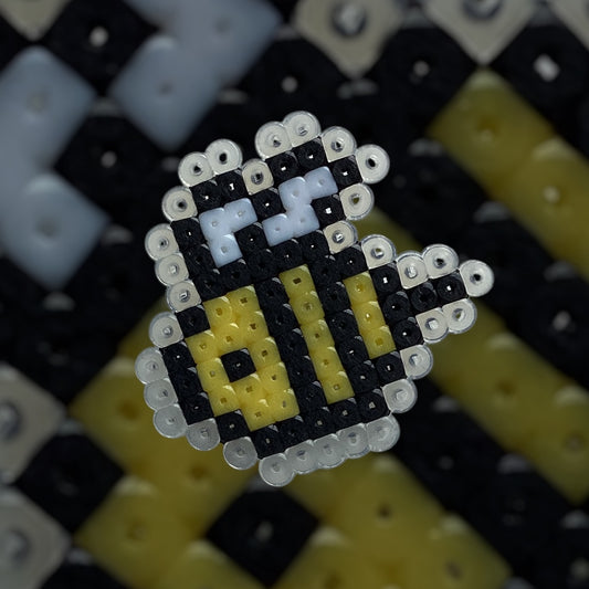 PIXEL BEE PIN BADGE