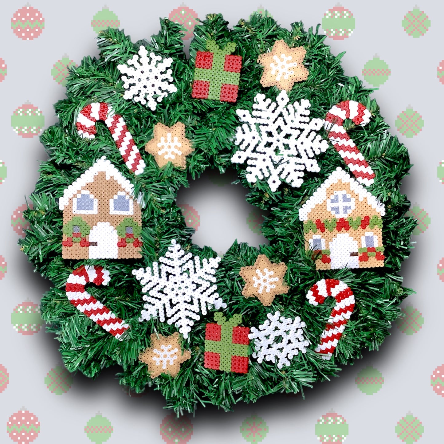 PIXEL CHRISTMAS WREATH - GINGERBREAD HOUSE