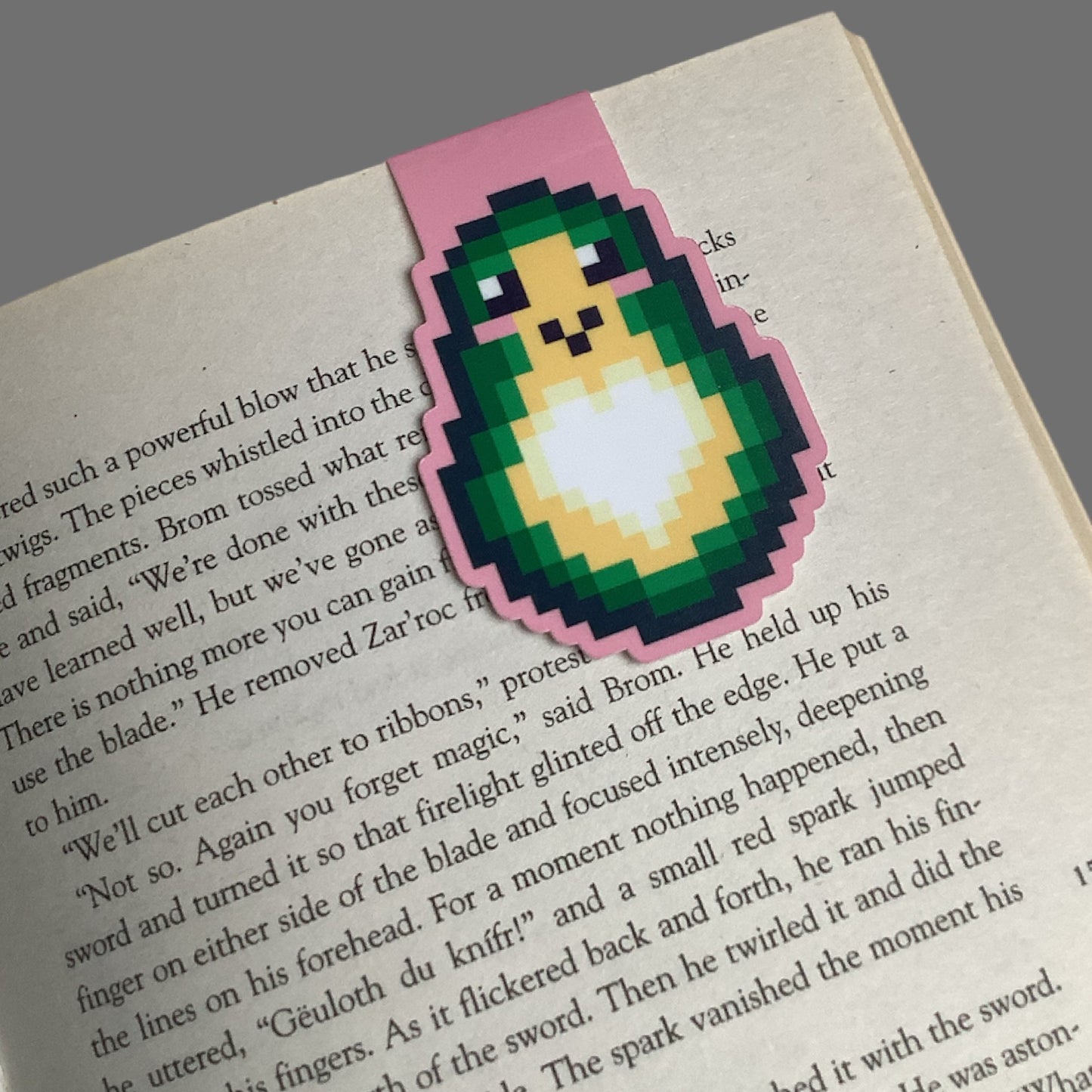 PIXEL MAGNETIC BOOKMARK - AVOCADO