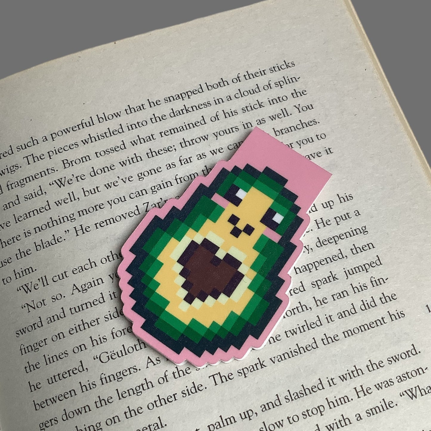 PIXEL MAGNETIC BOOKMARK - AVOCADO