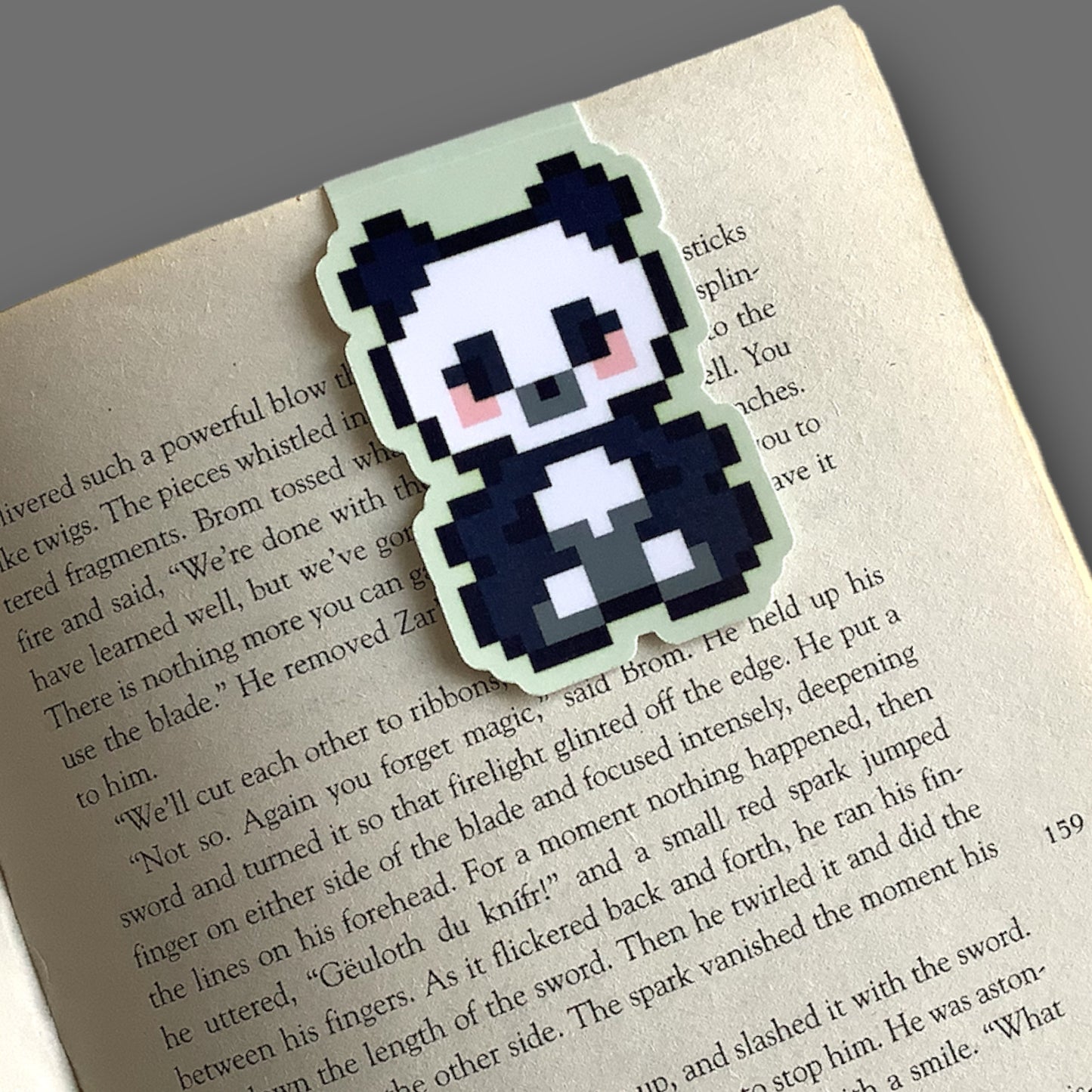 PIXEL MAGNETIC BOOKMARK - PANDA