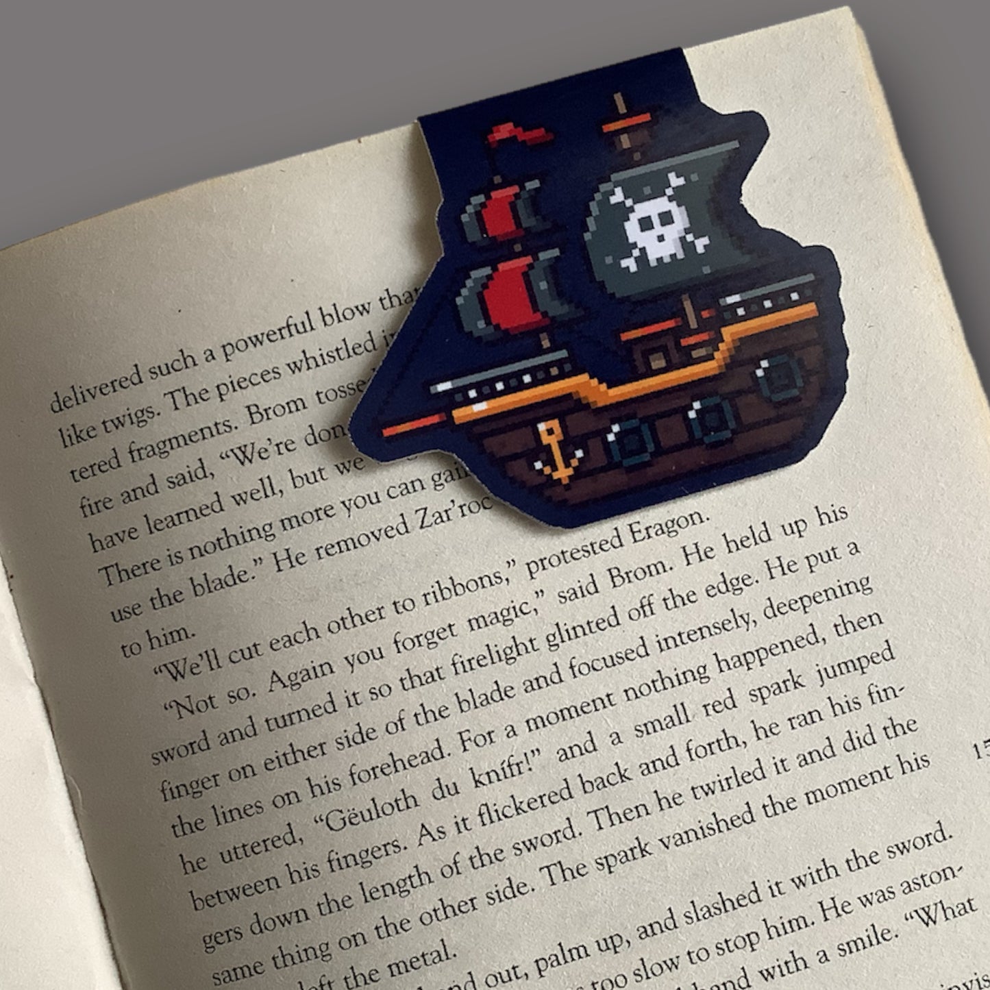 PIXEL MAGNETIC BOOKMARK - PIRATE SHIP - B GRADE