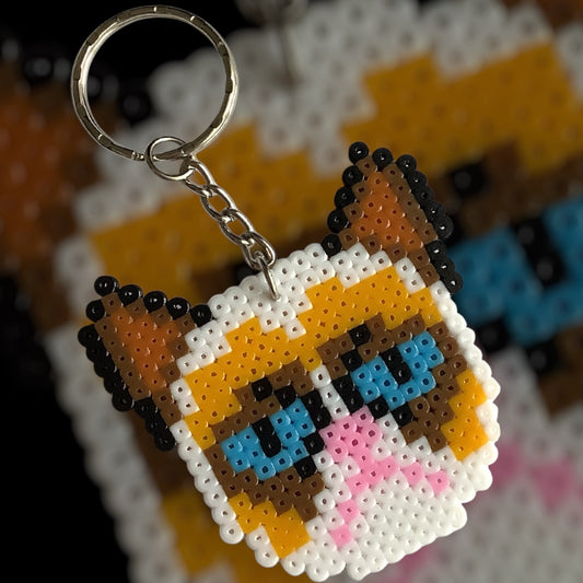 PIXEL GRUMPY CAT KEYCHAIN