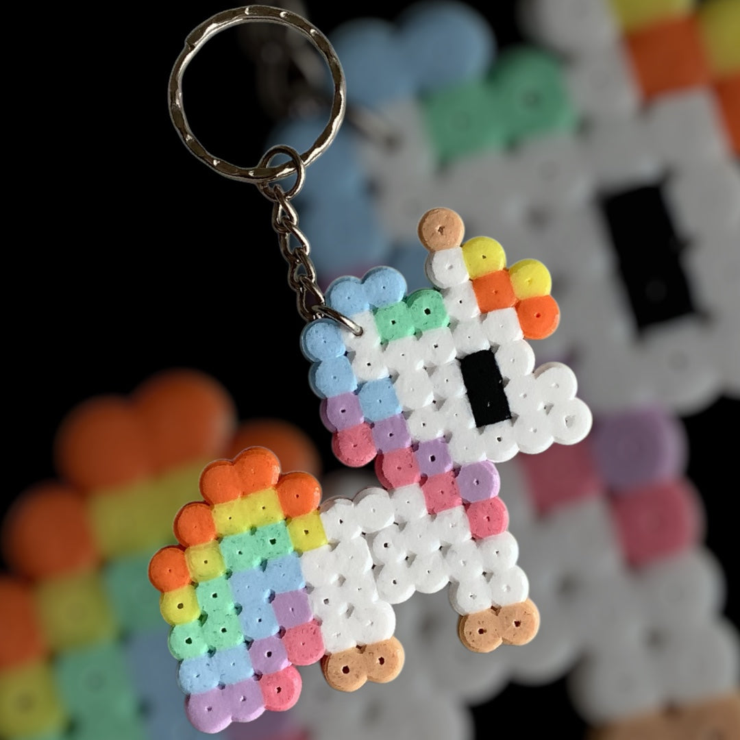 PIXEL CHUNKY UNICORN KEYCHAIN