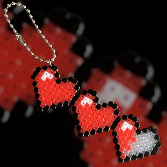 PIXEL HEART HEALTH BAR KEYCHAIN