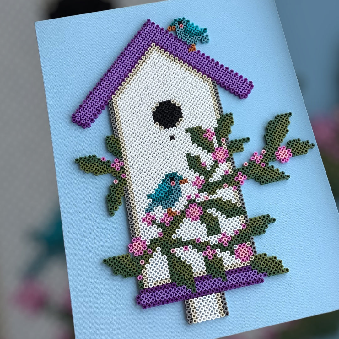 PIXEL ART ON CANVAS - BIRDHOUSE