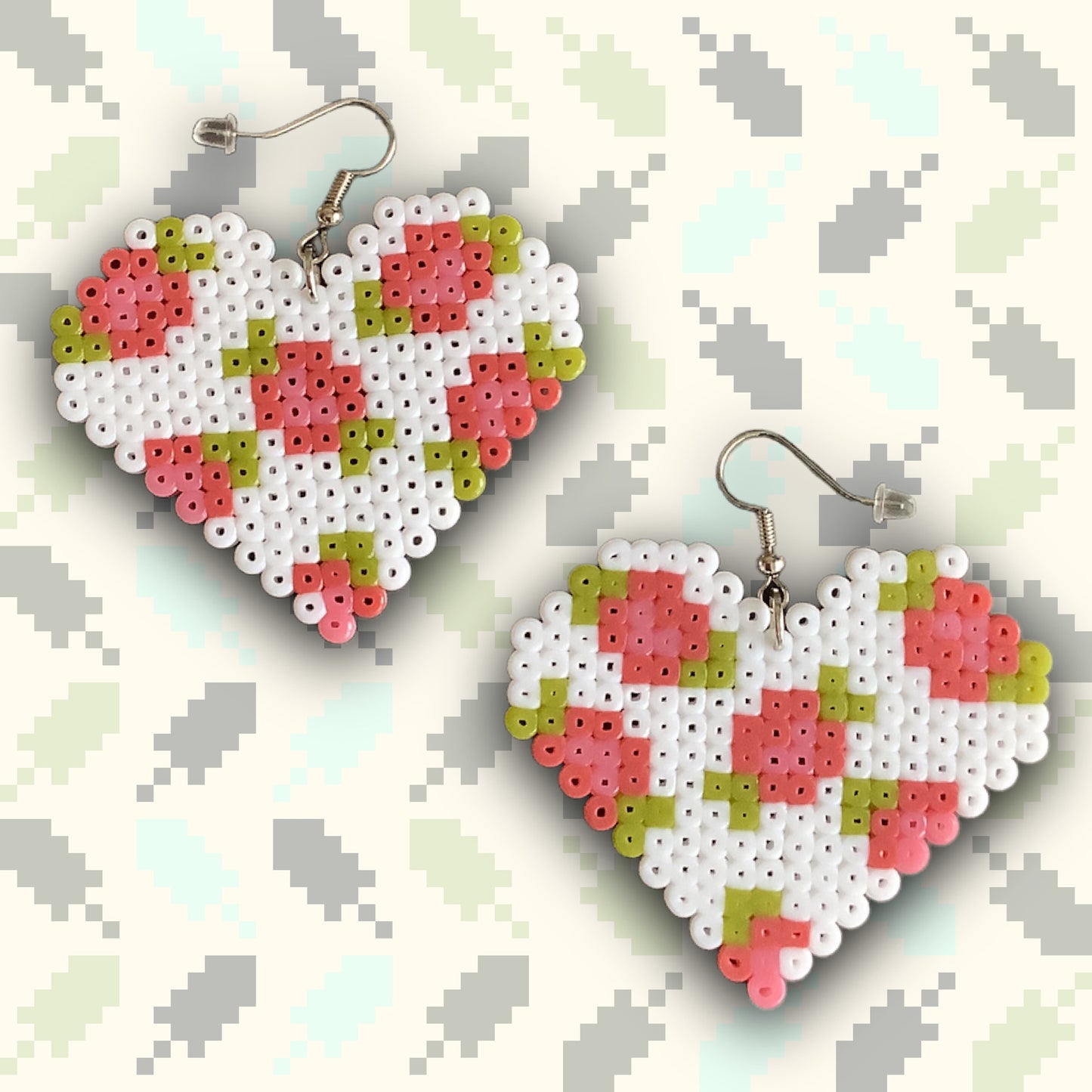 PIXEL FLORAL HEART EARRINGS - WHITE/PINK