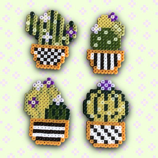 PIXEL CACTUS MAGNETS - PURPLE